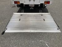 いすゞフォワードアルミバン中型（4t）[写真13]