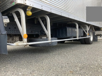 いすゞフォワードアルミバン中型（4t）[写真19]