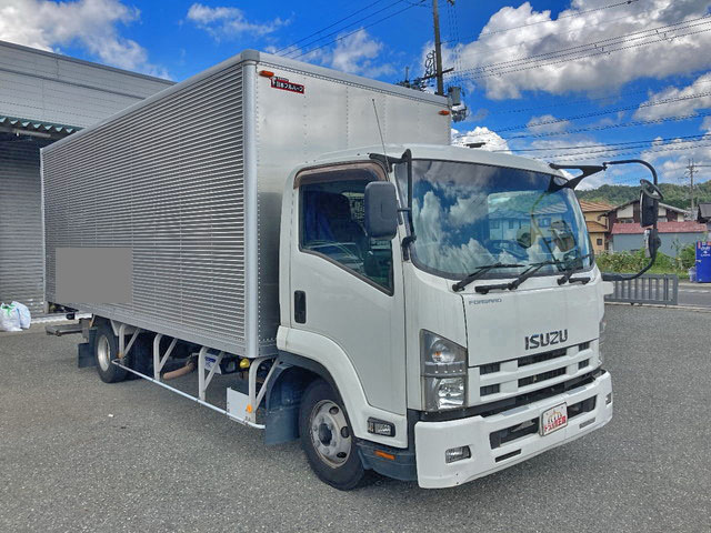 いすゞフォワードアルミバン中型（4t）[写真03]
