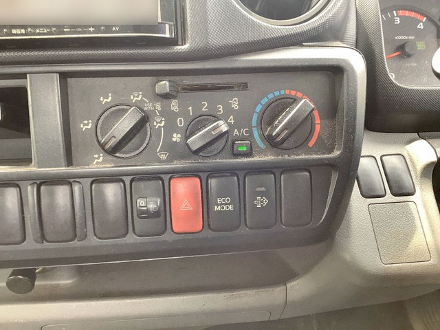 トヨタダイナ平ボディ小型（2t・3t）[写真34]