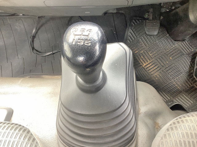 トヨタダイナ平ボディ小型（2t・3t）[写真35]