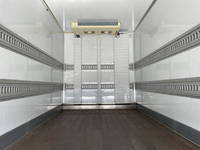 三菱ふそうキャンター冷凍車（冷蔵車）小型（2t・3t）[写真11]