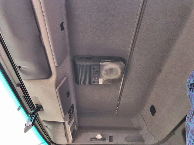 いすゞギガアルミウイング大型（10t）[写真33]