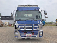 いすゞギガアルミウイング大型（10t）[写真07]