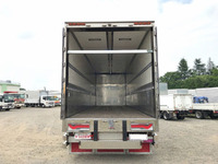 いすゞギガアルミウイング大型（10t）[写真09]