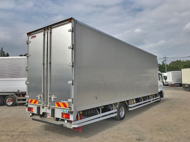 UDトラックスコンドルアルミバン中型（4t）[写真02]