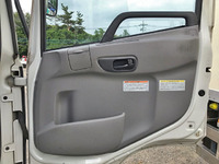 UDトラックスコンドルアルミバン中型（4t）[写真24]