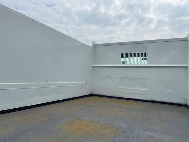 いすゞフォワード深ダンプ（土砂禁ダンプ）中型（4t）[写真13]