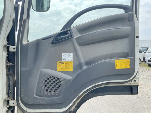 いすゞフォワード深ダンプ（土砂禁ダンプ）中型（4t）[写真31]