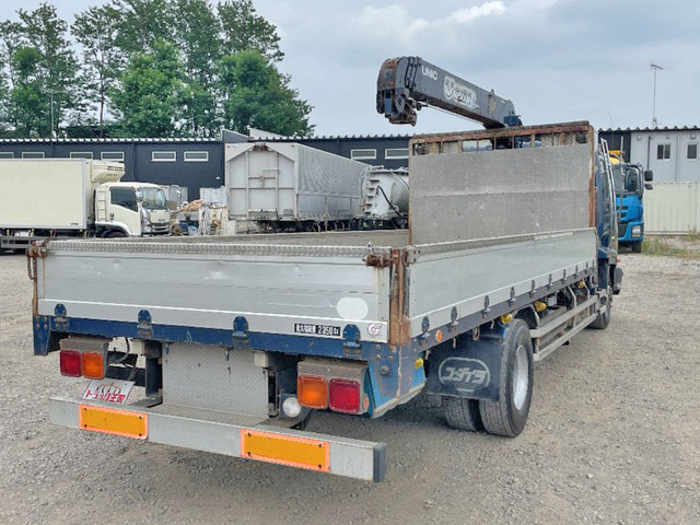 いすゞフォワードクレーン4段中型（4t）[写真02]