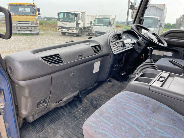 いすゞフォワードクレーン4段中型（4t）[写真31]