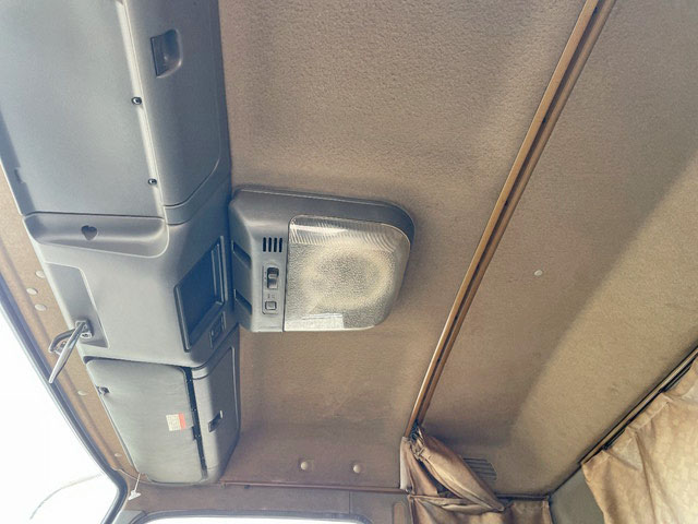 いすゞフォワードクレーン4段中型（4t）[写真33]