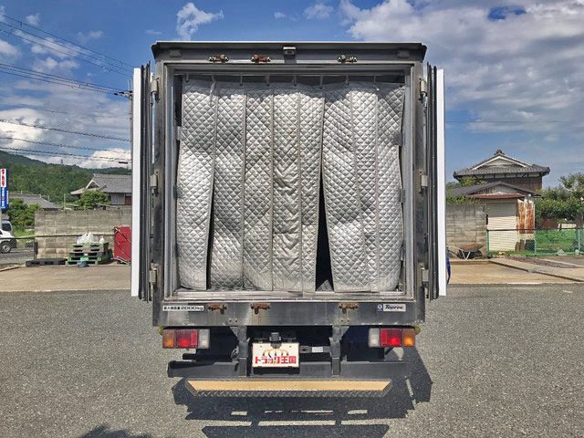 いすゞエルフ冷凍車（冷蔵車）小型（2t・3t）[写真10]