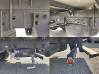 いすゞエルフ冷凍車（冷蔵車）小型（2t・3t）[写真20]