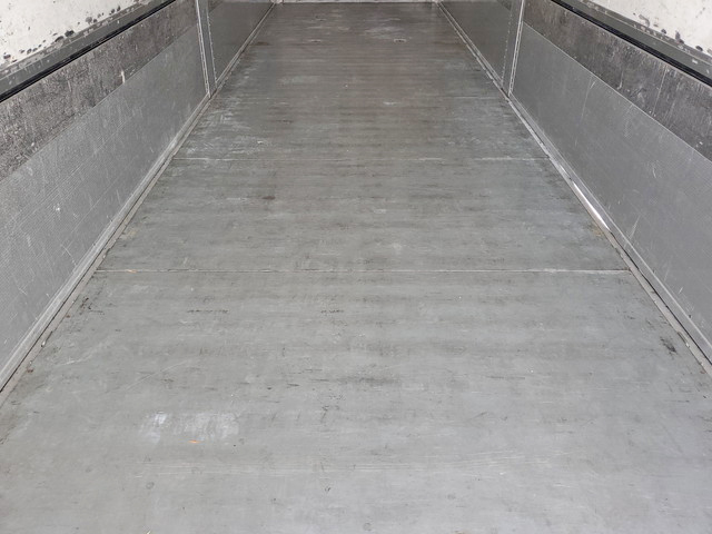 三菱ふそうスーパーグレートパネルウイング大型（10t）[写真15]