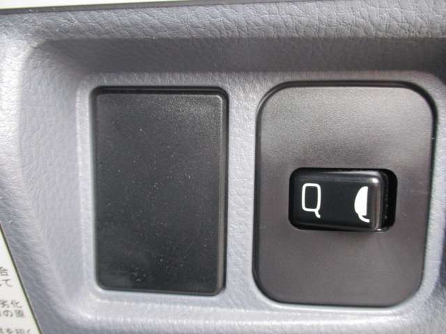 三菱ふそうキャンターアルミウイング小型（2t・3t）[写真19]