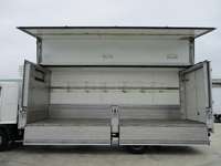 日野レンジャー冷蔵冷凍ウイング中型（4t）[写真14]