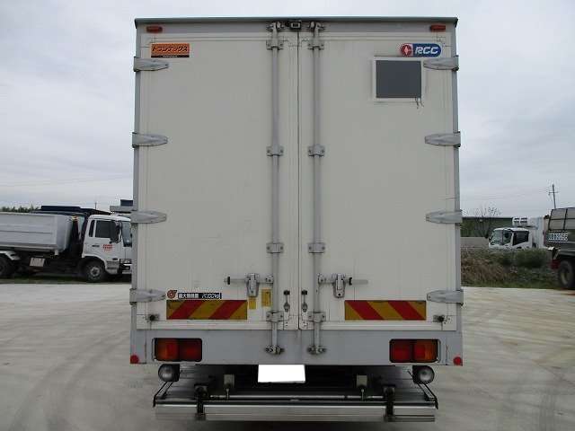 日野レンジャー冷蔵冷凍ウイング中型（4t）[写真29]