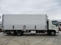 日野レンジャー冷蔵冷凍ウイング中型（4t）[写真08]