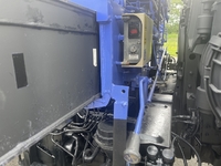 日野レンジャーセルフクレーン4段増トン（6t・8t）[写真18]