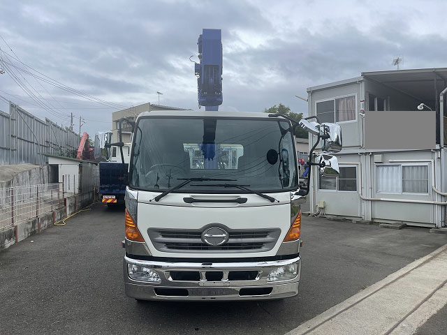 日野レンジャーセルフクレーン4段増トン（6t・8t）[写真03]