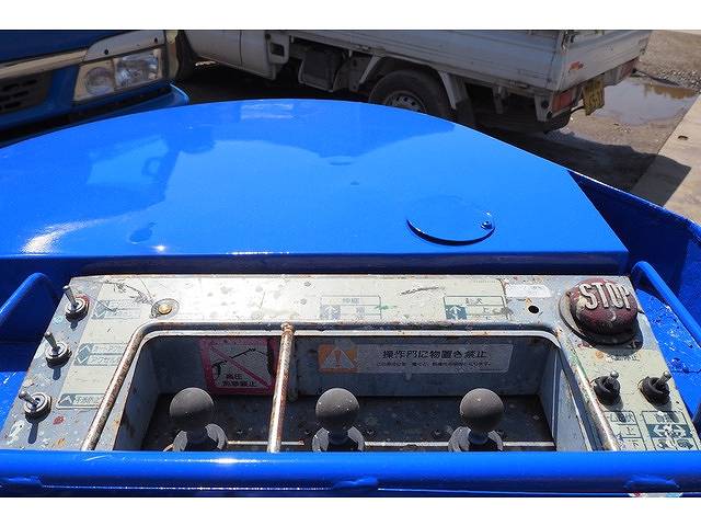 トヨタダイナ高所作業車小型（2t・3t）[写真18]