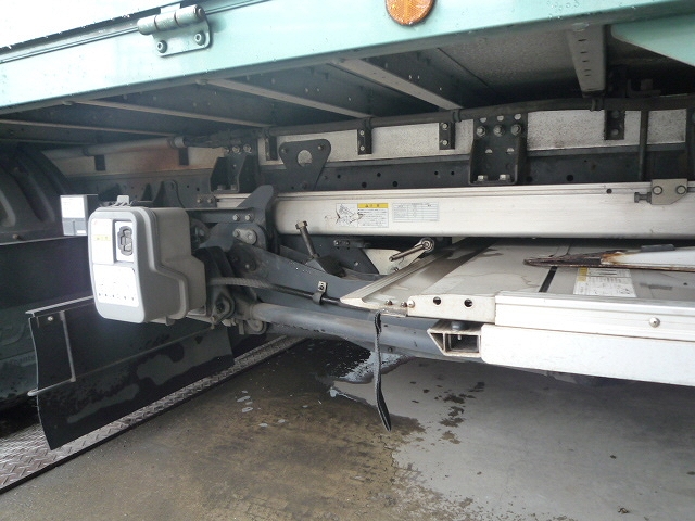 日野レンジャーアルミウイング中型（4t）[写真21]