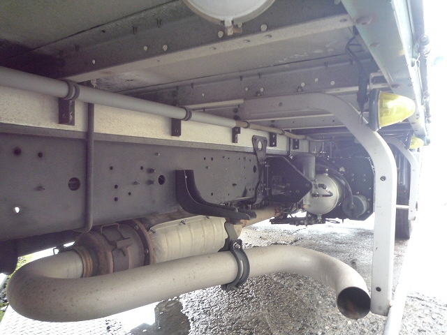 日野レンジャーアルミウイング中型（4t）[写真24]