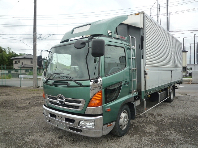 日野レンジャーアルミウイング中型（4t）[写真03]