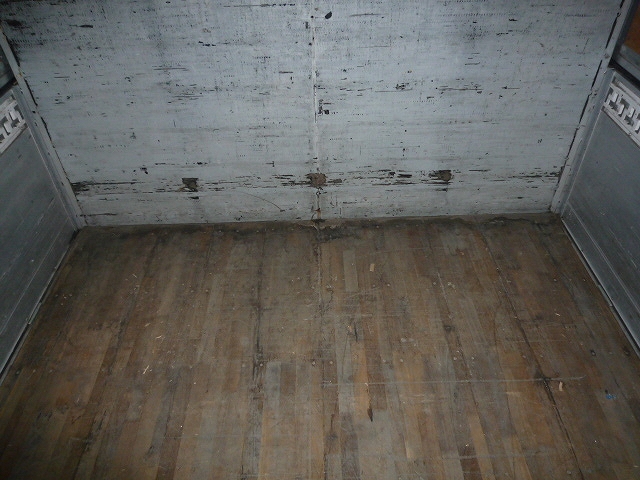 日野レンジャーアルミウイング中型（4t）[写真08]