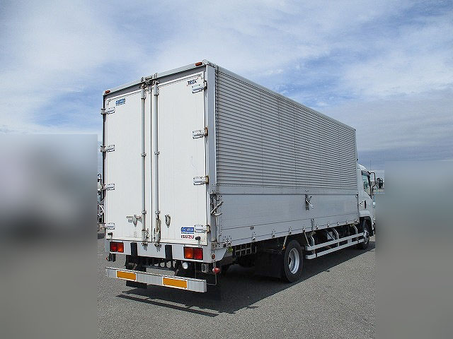 いすゞフォワードアルミウイング中型（4t）[写真02]