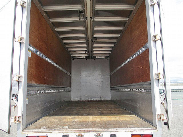 いすゞフォワードアルミウイング中型（4t）[写真04]