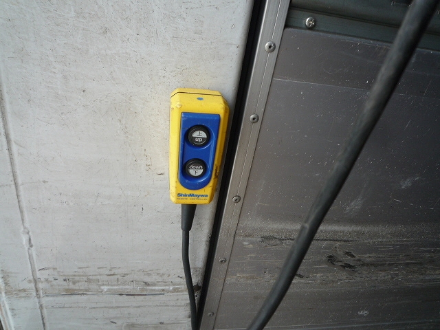 日野レンジャーアルミウイング中型（4t）[写真12]