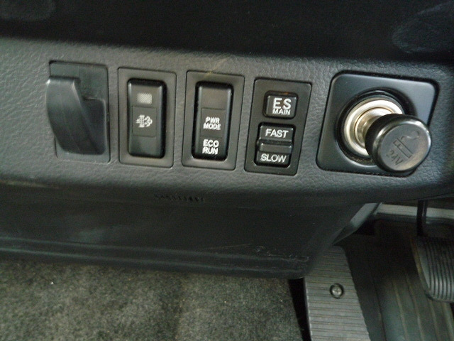 日野レンジャーアルミウイング中型（4t）[写真15]