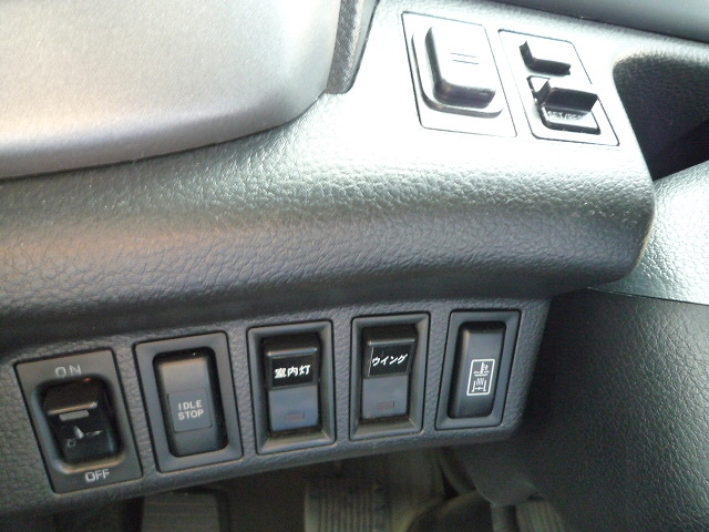 日野レンジャーアルミウイング中型（4t）[写真16]