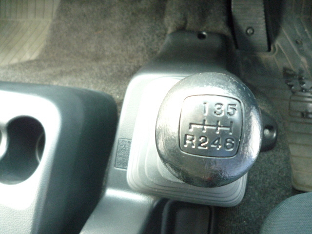 日野レンジャーアルミウイング中型（4t）[写真18]