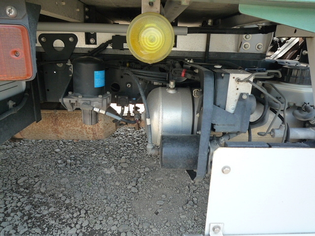 日野レンジャーアルミウイング中型（4t）[写真30]