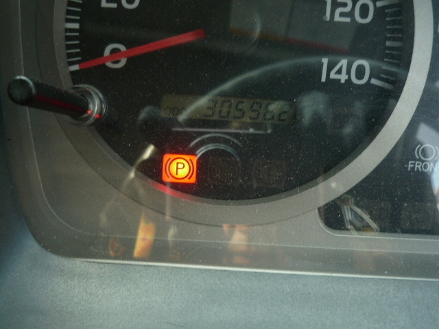 日野レンジャーアルミウイング中型（4t）[写真04]