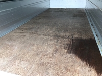 トヨタトヨエースアルミウイング小型（2t・3t）[写真15]