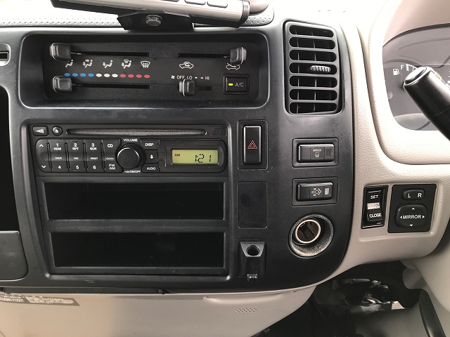 トヨタトヨエースアルミウイング小型（2t・3t）[写真19]