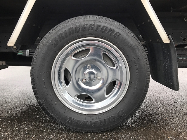 トヨタトヨエースアルミウイング小型（2t・3t）[写真24]