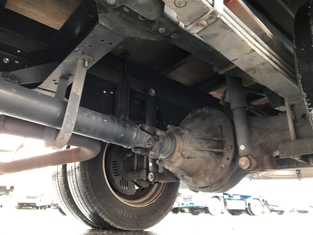 トヨタトヨエースアルミウイング小型（2t・3t）[写真30]