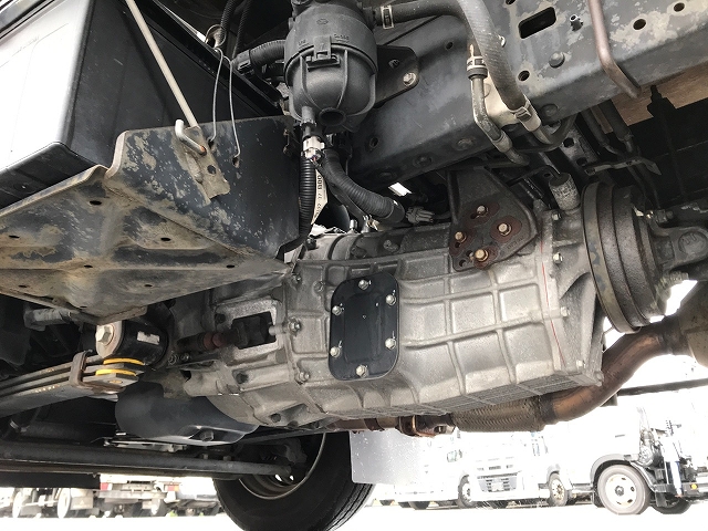 トヨタトヨエースアルミウイング小型（2t・3t）[写真31]