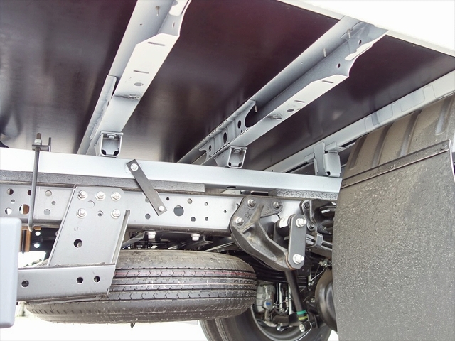 日野デュトロクレーン4段小型（2t・3t）[写真12]