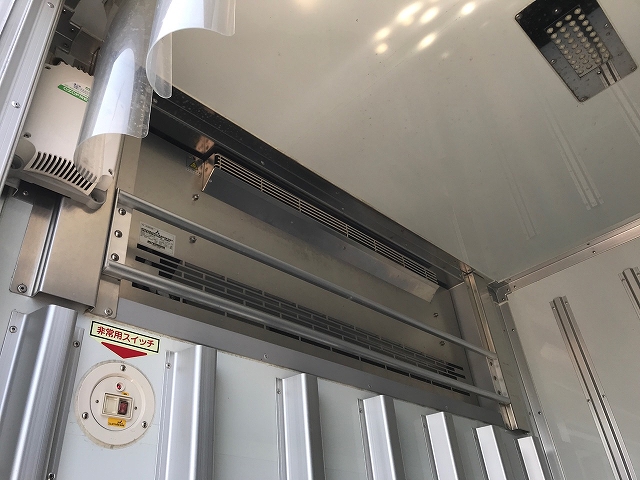 日野デュトロ冷凍車（冷蔵車）小型（2t・3t）[写真12]