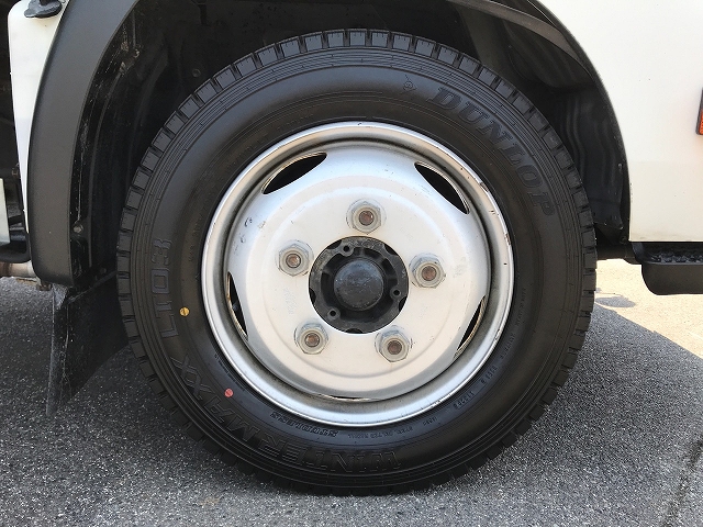 日野デュトロ冷凍車（冷蔵車）小型（2t・3t）[写真23]