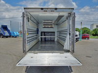 いすゞフォワード冷凍車（冷蔵車）中型（4t）[写真14]