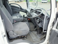 いすゞフォワード冷凍車（冷蔵車）中型（4t）[写真23]