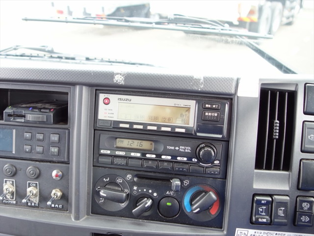 いすゞフォワード冷凍車（冷蔵車）中型（4t）[写真25]