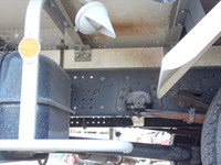 いすゞフォワード冷凍車（冷蔵車）中型（4t）[写真06]